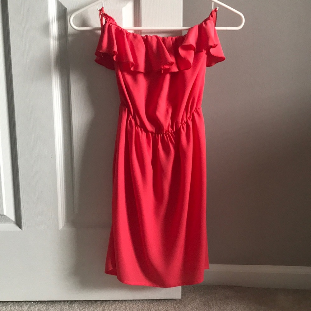 Coral Strapless Gap Dress